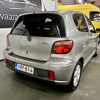 Toyota - Yaris | 2003