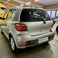 Toyota - Yaris | 2003