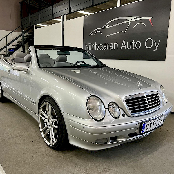 Mercedes-Benz - CLK | 2001