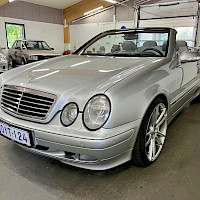 Mercedes-Benz - CLK | 2001