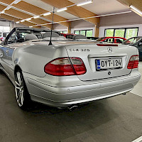 Mercedes-Benz - CLK | 2001