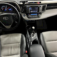 Toyota - RAV4 | 2013