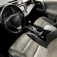 Toyota - RAV4 | 2013