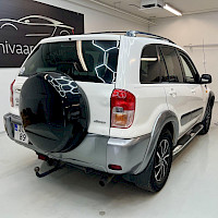 Toyota - RAV4 | 2001