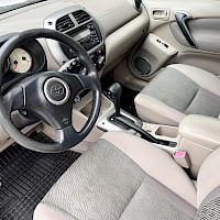 Toyota - RAV4 | 2001