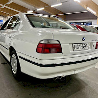 BMW - 523 | 1996