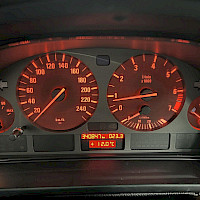 BMW - 523 | 1996