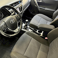 Toyota - Auris | 2013