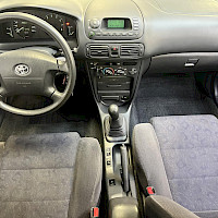 Toyota - Corolla | 2000