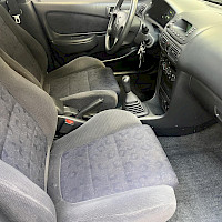 Toyota - Corolla | 2000