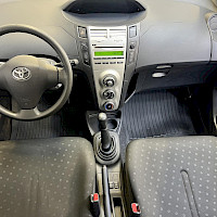 Toyota - Yaris | 2006