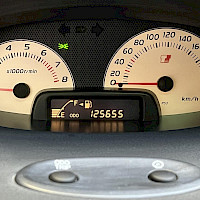 Toyota - Yaris | 2004