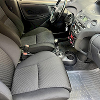 Toyota - Yaris | 2004