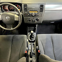 Nissan - Tiida | 2008