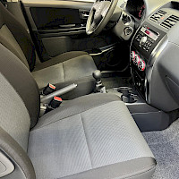 Suzuki - SX4 | 2010