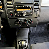 Nissan - Tiida | 2009
