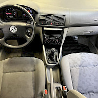 Volkswagen - Golf | 2000