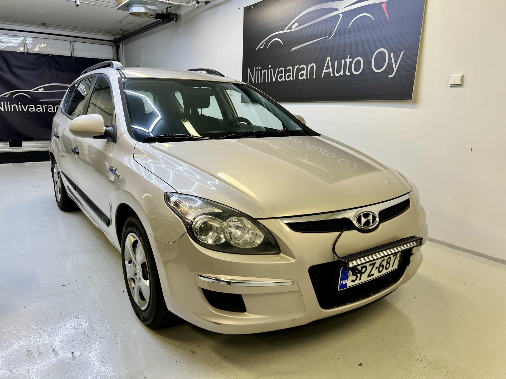 Hyundai - i30 | 2010